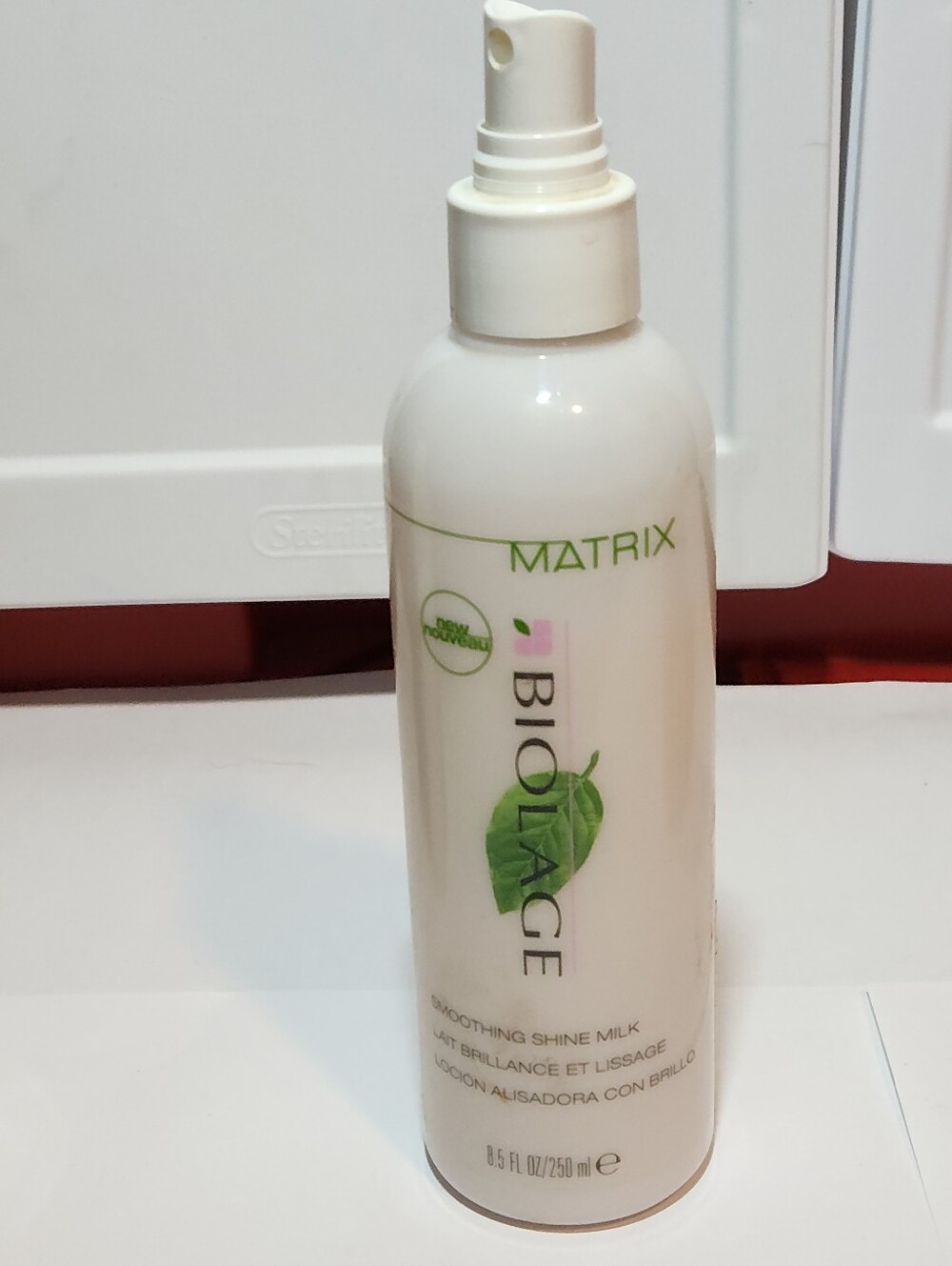 Biolage Smoothing Shine Milk Discontinued Product 8.5oz Bottle
